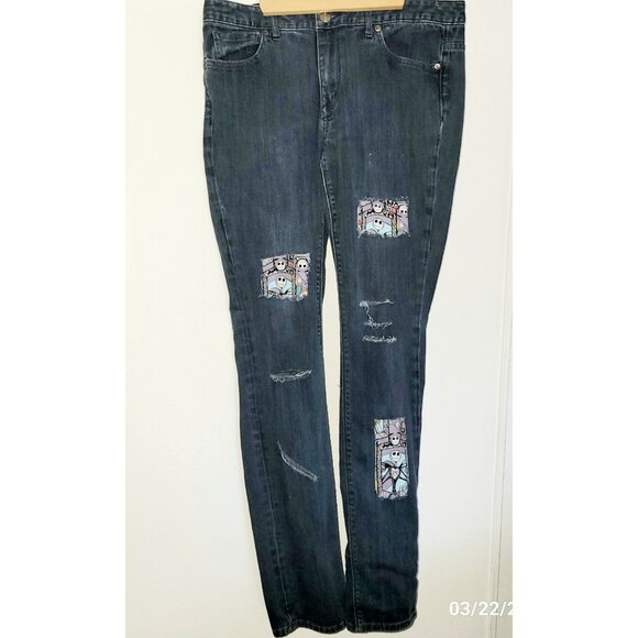 Express Jeans Women 12L Mia Ultra Skinny Nightmare Before Christmas Straight Leg - Picture 2 of 9